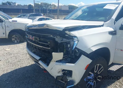 2023 GMC Yukon Xl 4Wd At4 z USA, uszkodzony, nr VIN 1GKS2HKD1PR139078